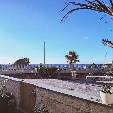 Panoramic Sea View شقة *