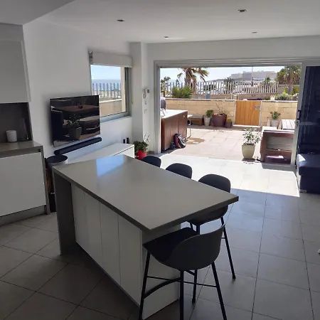Panoramic Sea View Apartment *
