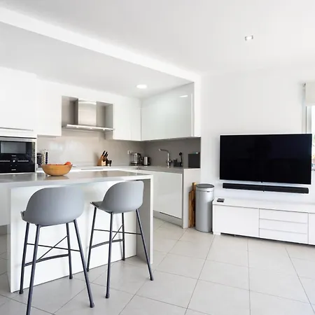Panoramic Sea View Apartment *
